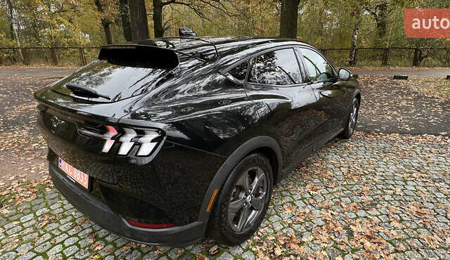 Черный Форд Mustang Mach-E, объемом двигателя 0 л и пробегом 72 тыс. км за 22350 $, фото 2 на Automoto.ua