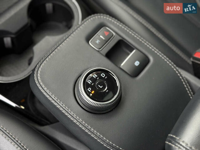 Чорний Форд Mustang Mach-E, об'ємом двигуна 0 л та пробігом 98 тис. км за 25900 $, фото 28 на Automoto.ua