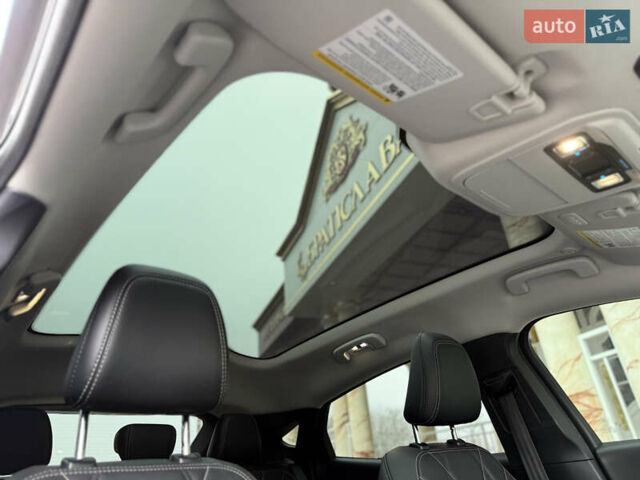 Чорний Форд Mustang Mach-E, об'ємом двигуна 0 л та пробігом 98 тис. км за 25900 $, фото 47 на Automoto.ua