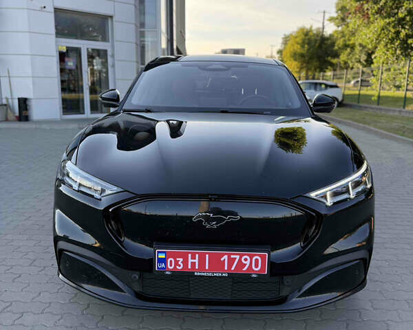 Черный Форд Mustang Mach-E, объемом двигателя 0 л и пробегом 186 тыс. км за 23500 $, фото 1 на Automoto.ua