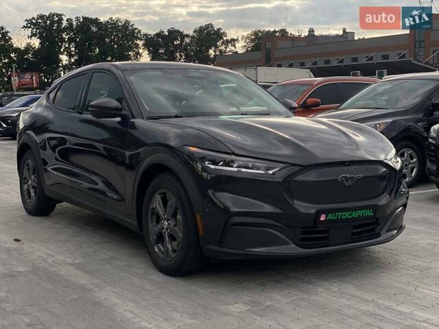 Черный Форд Mustang Mach-E, объемом двигателя 0 л и пробегом 49 тыс. км за 29990 $, фото 7 на Automoto.ua