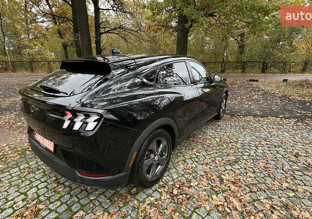 Черный Форд Mustang Mach-E, объемом двигателя 0 л и пробегом 72 тыс. км за 22350 $, фото 12 на Automoto.ua