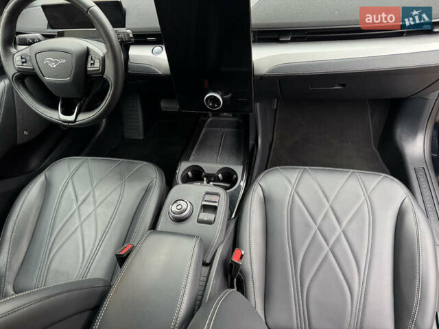 Черный Форд Mustang Mach-E, объемом двигателя 0 л и пробегом 150 тыс. км за 19999 $, фото 40 на Automoto.ua