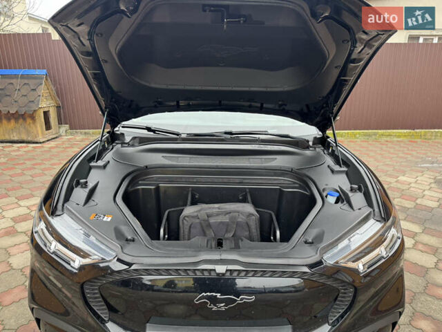 Черный Форд Mustang Mach-E, объемом двигателя 0 л и пробегом 150 тыс. км за 19999 $, фото 44 на Automoto.ua