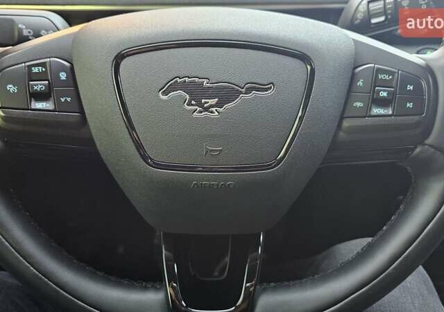 Черный Форд Mustang Mach-E, объемом двигателя 0 л и пробегом 34 тыс. км за 21000 $, фото 11 на Automoto.ua