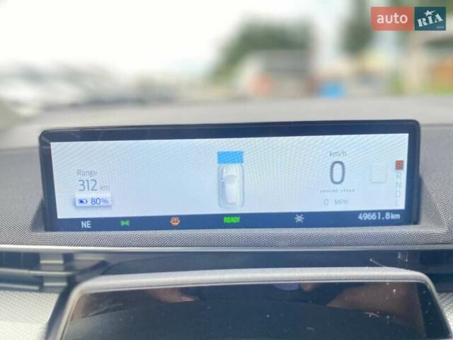 Чорний Форд Mustang Mach-E, об'ємом двигуна 0 л та пробігом 49 тис. км за 26790 $, фото 24 на Automoto.ua