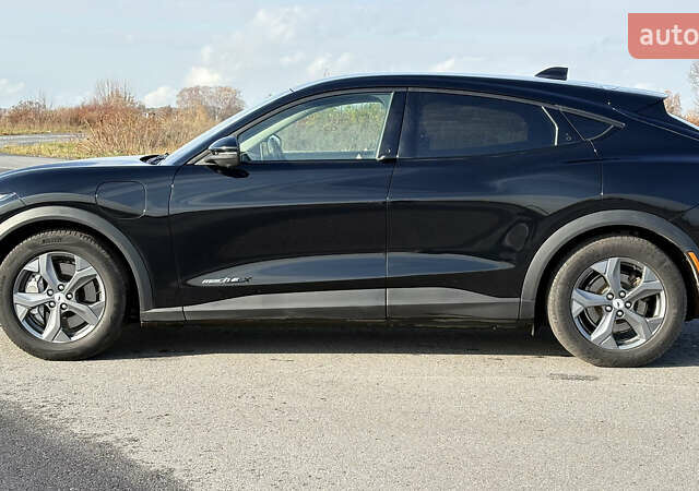 Черный Форд Mustang Mach-E, объемом двигателя 0 л и пробегом 118 тыс. км за 23000 $, фото 13 на Automoto.ua