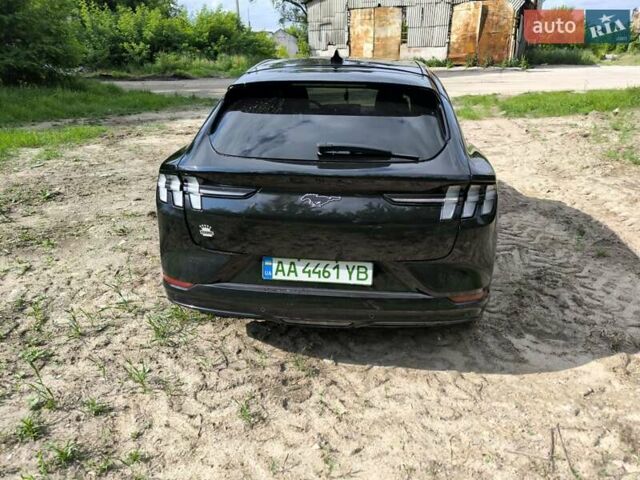 Черный Форд Mustang Mach-E, объемом двигателя 0 л и пробегом 171 тыс. км за 21500 $, фото 5 на Automoto.ua