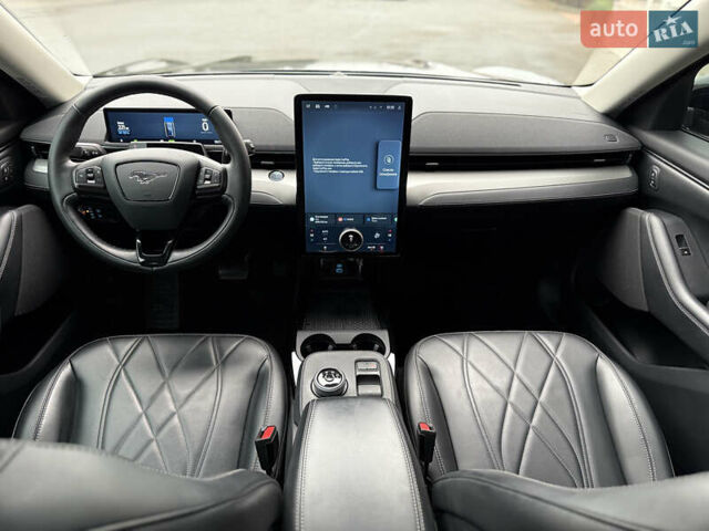 Чорний Форд Mustang Mach-E, об'ємом двигуна 0 л та пробігом 98 тис. км за 25900 $, фото 21 на Automoto.ua