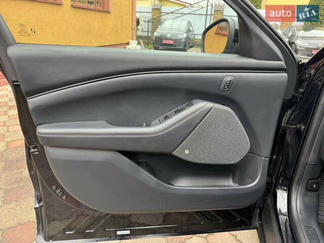 Черный Форд Mustang Mach-E, объемом двигателя 0 л и пробегом 150 тыс. км за 19999 $, фото 11 на Automoto.ua