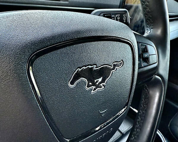Форд Mustang Mach-E 2021 у Києві на Automoto.ua Чорний Форд Mustang Mach-E, об'ємом двигуна 0 л та пробігом 83 тис. км за 22650 $, фото 40 на Automoto.ua