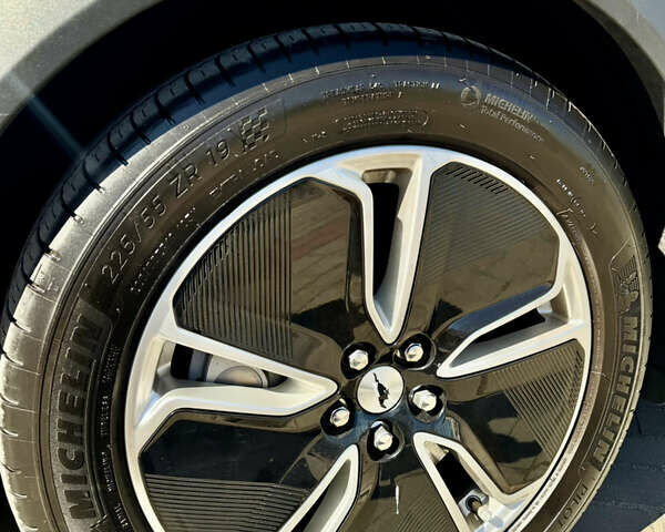 Черный Форд Mustang Mach-E, объемом двигателя 0 л и пробегом 43 тыс. км за 22000 $, фото 7 на Automoto.ua