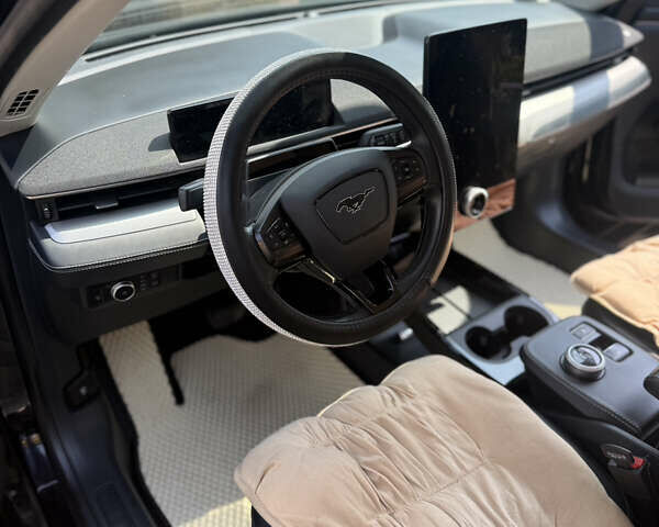 Чорний Форд Mustang Mach-E, об'ємом двигуна 0 л та пробігом 250 тис. км за 20000 $, фото 10 на Automoto.ua