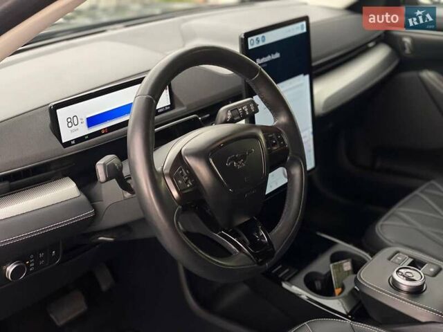 Чорний Форд Mustang Mach-E, об'ємом двигуна 0 л та пробігом 49 тис. км за 26790 $, фото 15 на Automoto.ua
