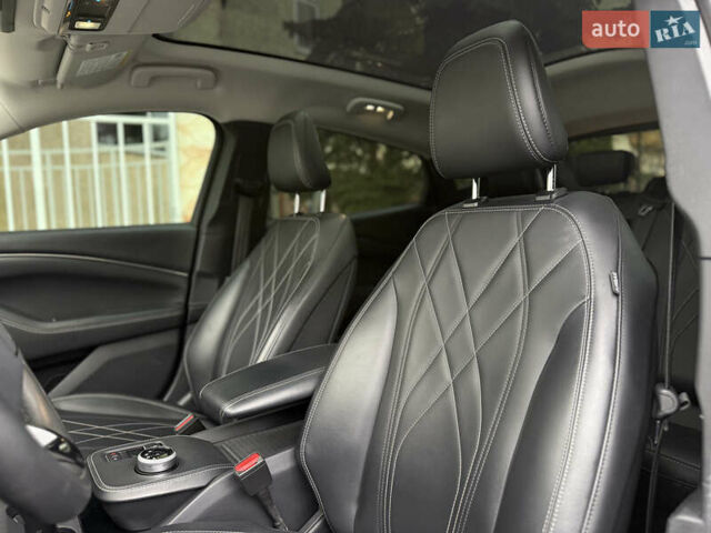 Чорний Форд Mustang Mach-E, об'ємом двигуна 0 л та пробігом 98 тис. км за 25900 $, фото 29 на Automoto.ua