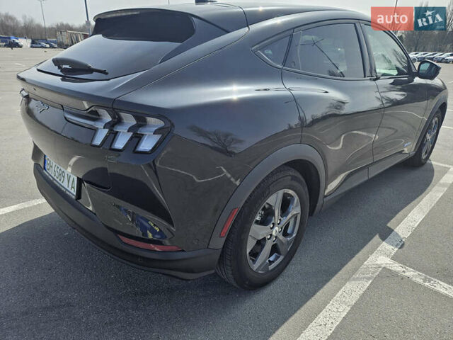 Черный Форд Mustang Mach-E, объемом двигателя 0 л и пробегом 36 тыс. км за 22500 $, фото 9 на Automoto.ua