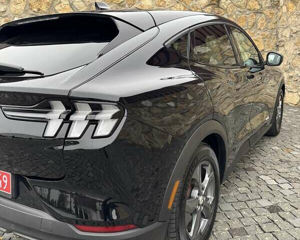 Чорний Форд Mustang Mach-E, об'ємом двигуна 0 л та пробігом 171 тис. км за 22700 $, фото 14 на Automoto.ua