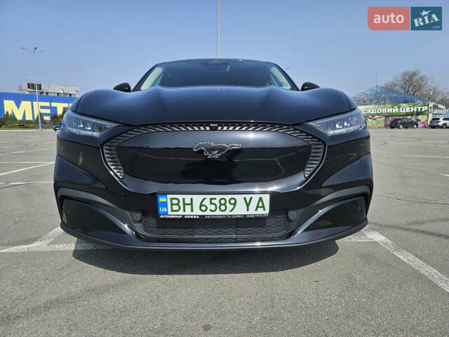 Черный Форд Mustang Mach-E, объемом двигателя 0 л и пробегом 36 тыс. км за 22500 $, фото 5 на Automoto.ua