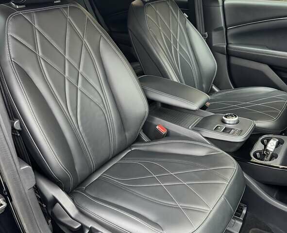 Чорний Форд Mustang Mach-E, об'ємом двигуна 0 л та пробігом 171 тис. км за 22700 $, фото 32 на Automoto.ua