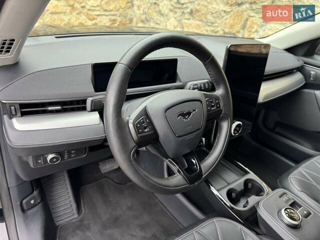 Чорний Форд Mustang Mach-E, об'ємом двигуна 0 л та пробігом 171 тис. км за 22700 $, фото 31 на Automoto.ua