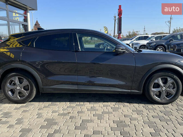 Черный Форд Mustang Mach-E, объемом двигателя 0 л и пробегом 75 тыс. км за 24000 $, фото 7 на Automoto.ua