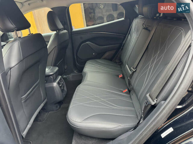 Черный Форд Mustang Mach-E, объемом двигателя 0 л и пробегом 150 тыс. км за 19999 $, фото 15 на Automoto.ua