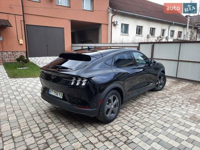Черный Форд Mustang Mach-E, объемом двигателя 0 л и пробегом 48 тыс. км за 29500 $, фото 3 на Automoto.ua
