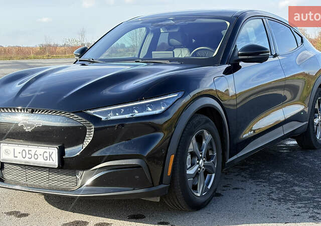 Черный Форд Mustang Mach-E, объемом двигателя 0 л и пробегом 118 тыс. км за 23000 $, фото 4 на Automoto.ua