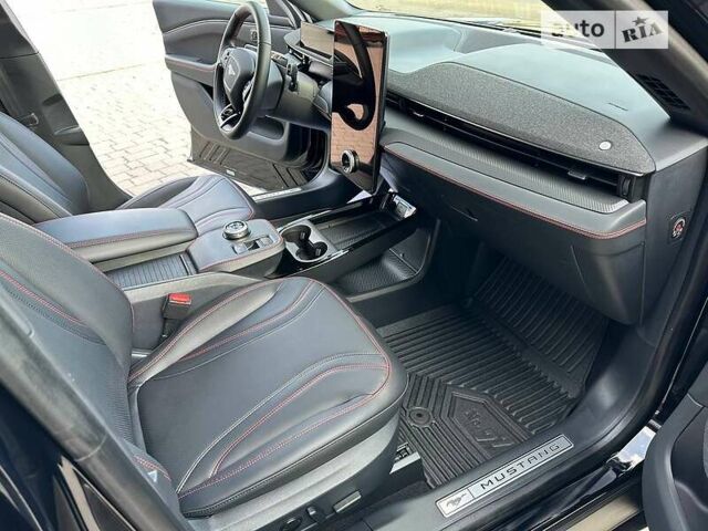 Черный Форд Mustang Mach-E, объемом двигателя 0 л и пробегом 16 тыс. км за 65000 $, фото 19 на Automoto.ua