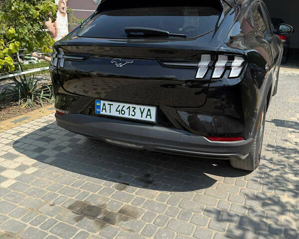 Черный Форд Mustang Mach-E, объемом двигателя 0 л и пробегом 200 тыс. км за 23000 $, фото 5 на Automoto.ua