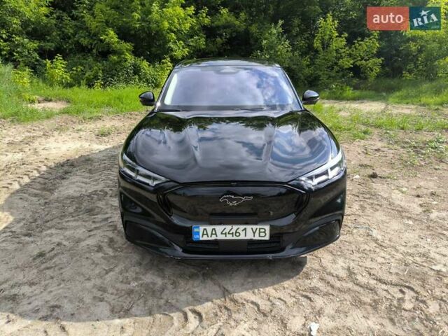 Черный Форд Mustang Mach-E, объемом двигателя 0 л и пробегом 171 тыс. км за 21500 $, фото 2 на Automoto.ua
