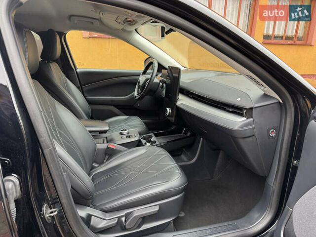 Чорний Форд Mustang Mach-E, об'ємом двигуна 0 л та пробігом 150 тис. км за 20999 $, фото 42 на Automoto.ua