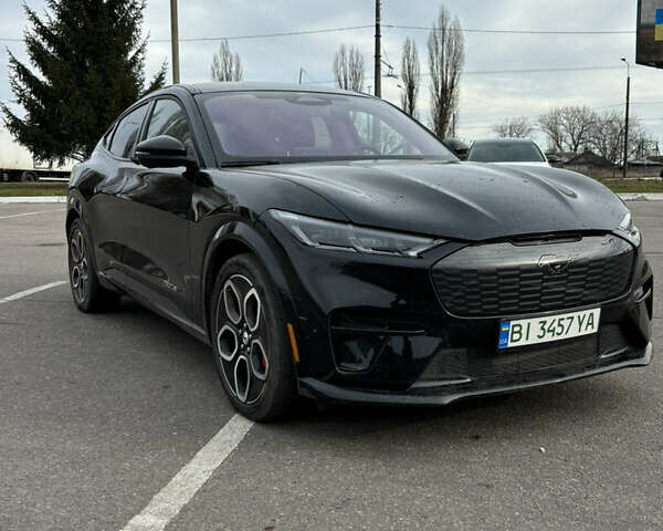 Чорний Форд Mustang Mach-E, об'ємом двигуна 0 л та пробігом 77 тис. км за 32000 $, фото 2 на Automoto.ua