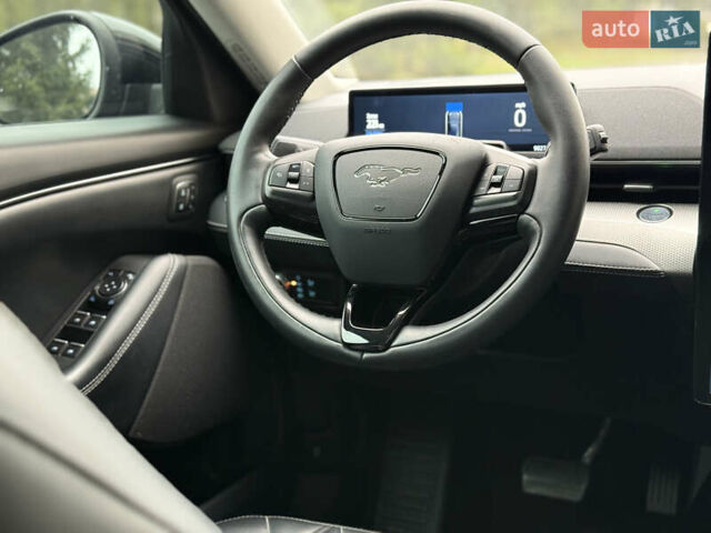 Чорний Форд Mustang Mach-E, об'ємом двигуна 0 л та пробігом 98 тис. км за 25900 $, фото 22 на Automoto.ua