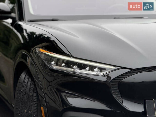 Чорний Форд Mustang Mach-E, об'ємом двигуна 0 л та пробігом 98 тис. км за 25900 $, фото 9 на Automoto.ua