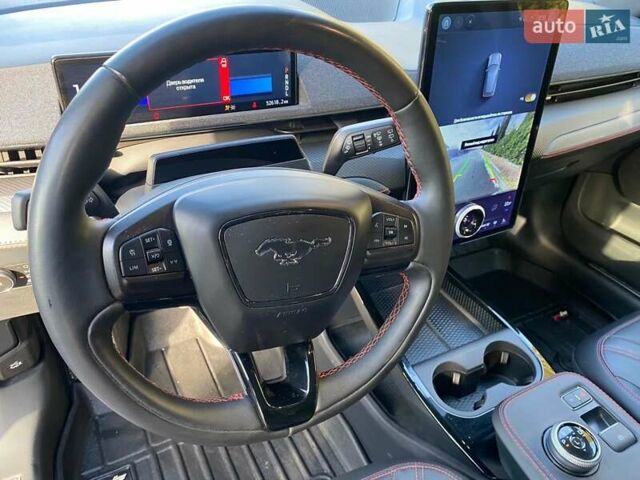 Чорний Форд Mustang Mach-E, об'ємом двигуна 0 л та пробігом 57 тис. км за 25500 $, фото 5 на Automoto.ua