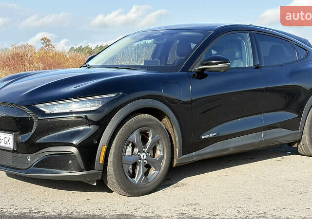 Черный Форд Mustang Mach-E, объемом двигателя 0 л и пробегом 118 тыс. км за 23000 $, фото 11 на Automoto.ua
