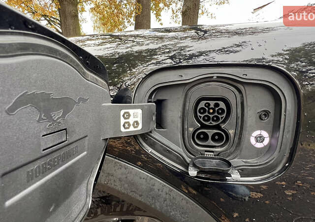 Черный Форд Mustang Mach-E, объемом двигателя 0 л и пробегом 72 тыс. км за 22350 $, фото 28 на Automoto.ua