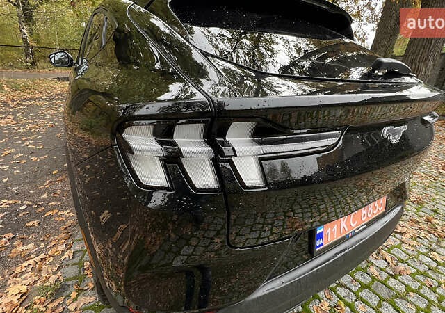 Черный Форд Mustang Mach-E, объемом двигателя 0 л и пробегом 72 тыс. км за 22350 $, фото 14 на Automoto.ua