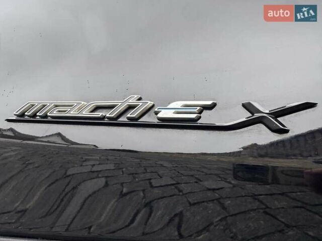 Чорний Форд Mustang Mach-E, об'ємом двигуна 0 л та пробігом 171 тис. км за 22700 $, фото 26 на Automoto.ua