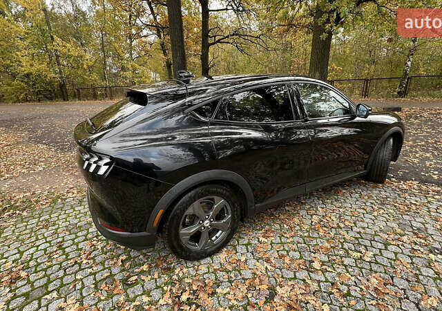 Черный Форд Mustang Mach-E, объемом двигателя 0 л и пробегом 72 тыс. км за 22350 $, фото 32 на Automoto.ua