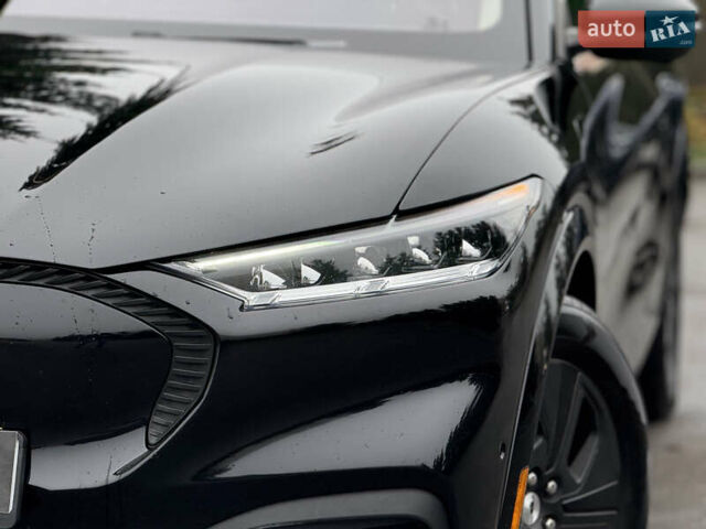 Чорний Форд Mustang Mach-E, об'ємом двигуна 0 л та пробігом 98 тис. км за 25900 $, фото 8 на Automoto.ua