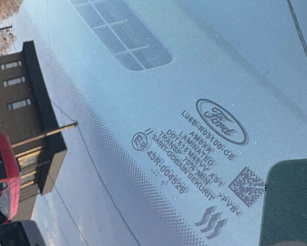 Черный Форд Mustang Mach-E, объемом двигателя 0 л и пробегом 75 тыс. км за 20300 $, фото 19 на Automoto.ua