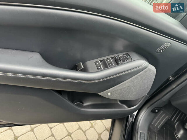 Черный Форд Mustang Mach-E, объемом двигателя 0 л и пробегом 44 тыс. км за 26500 $, фото 12 на Automoto.ua