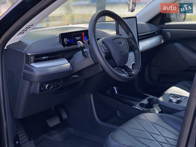 Форд Mustang Mach-E 2022 в Днепре (Днепропетровске) на Automoto.ua Черный Форд Mustang Mach-E, объемом двигателя 0 л и пробегом 38 тыс. км за 26999 $, фото 8 на Automoto.ua