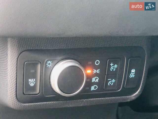 Черный Форд Mustang Mach-E, объемом двигателя 0 л и пробегом 86 тыс. км за 23500 $, фото 24 на Automoto.ua