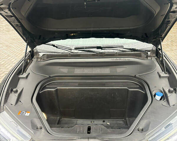 Черный Форд Mustang Mach-E, объемом двигателя 0 л и пробегом 130 тыс. км за 19300 $, фото 15 на Automoto.ua