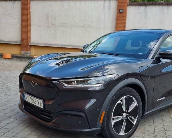 Черный Форд Mustang Mach-E, объемом двигателя 0 л и пробегом 30 тыс. км за 29900 $, фото 6 на Automoto.ua