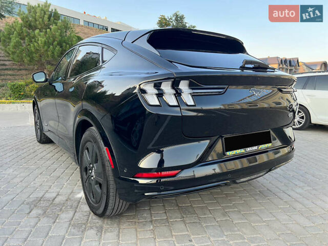 Черный Форд Mustang Mach-E, объемом двигателя 0 л и пробегом 49 тыс. км за 27999 $, фото 8 на Automoto.ua