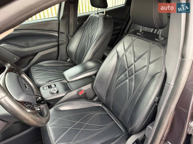 Чорний Форд Mustang Mach-E, об'ємом двигуна 0 л та пробігом 122 тис. км за 24900 $, фото 28 на Automoto.ua